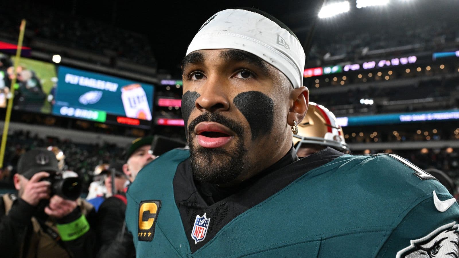 Jalen Hurts and Jayden Daniels with questions to answer in NFL opener as Philadelphia Eagles roll out new offense